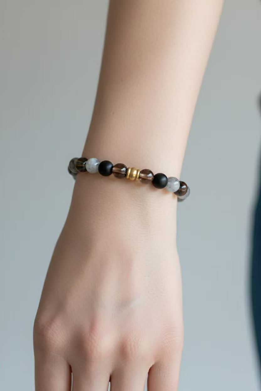 Grounded Strength Bracelet – Stability & Inner Strength
